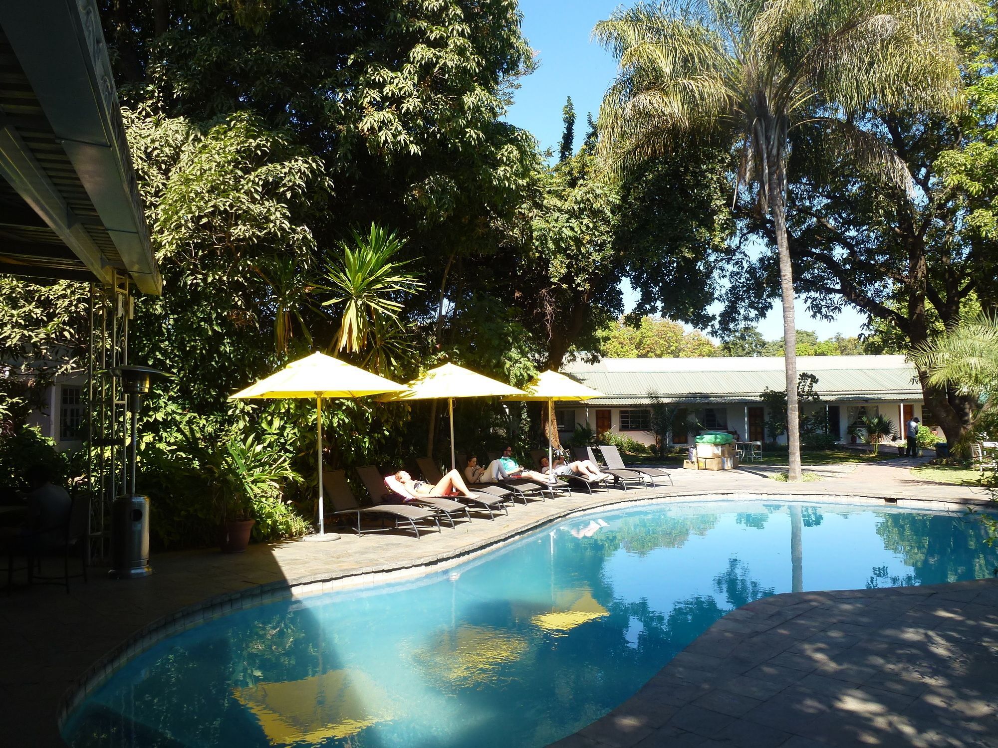 Fawlty Towers Accommodation & Activities Livingstone Buitenkant foto