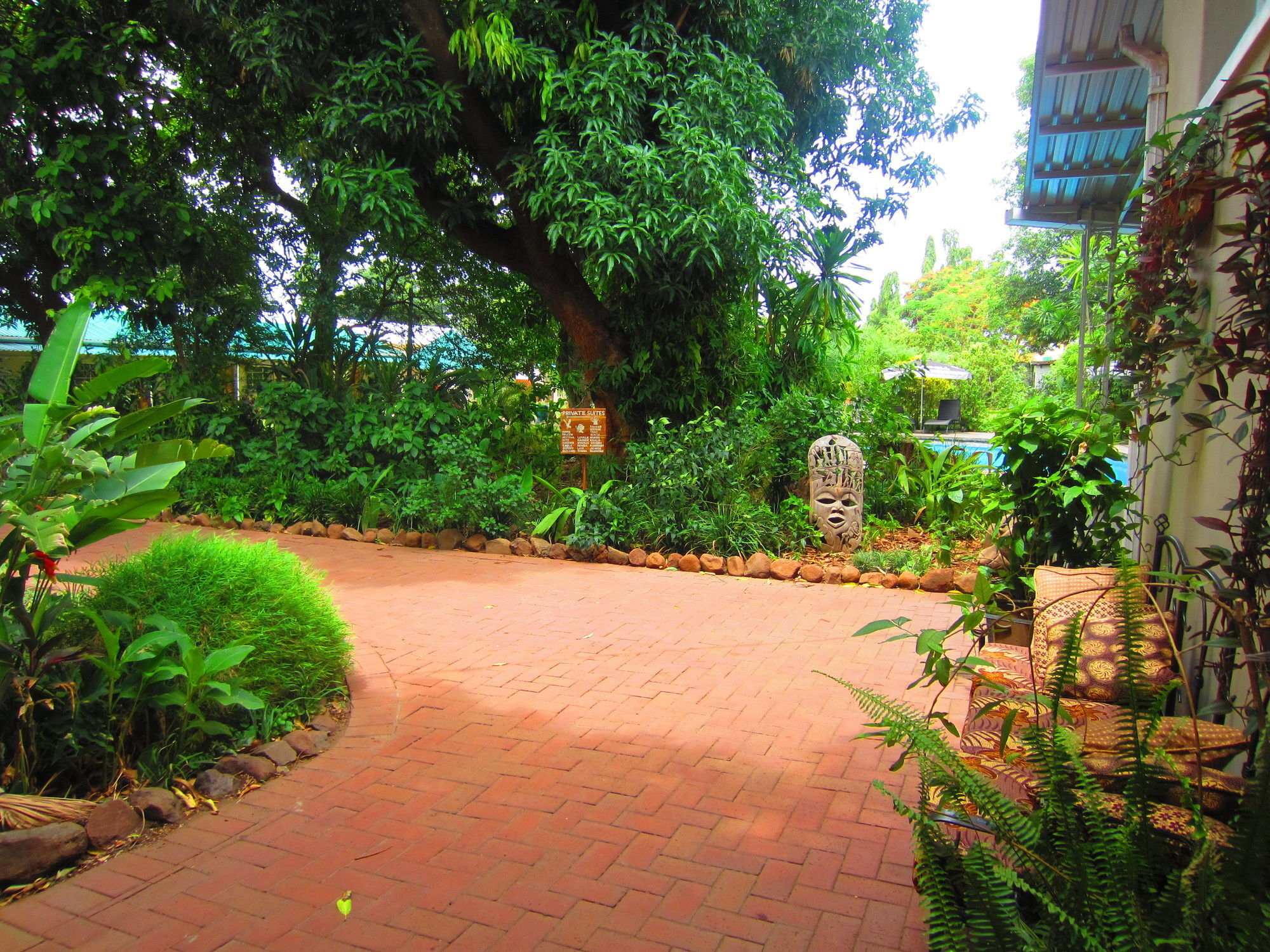 Fawlty Towers Accommodation & Activities Livingstone Buitenkant foto